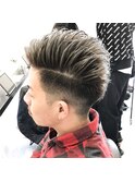 外国人風刈り上げショート