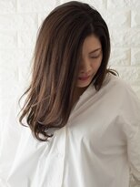 ノイン(noine)&nbsp;上質な白ブラウスを羽織って始まるの。