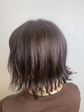 ハナ ビューティーヘアー(hana.) 外ハネ切りっぱなしボブ