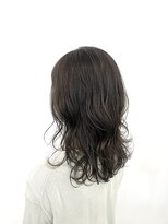 ルヴェルヘアー(Revel hair)&nbsp;ミディアムレイヤー×アッシュマット