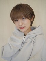 まとまる耳掛けショートボブ×ハニーベージュ