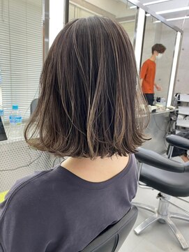 イキ 表参道(iki omotesando) モード/無造作ウェーブ/大人ガーリー[表参道駅]