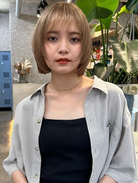 サンク 原宿 表参道(cinq) ダメージレスなブリーチカラーで作るベージュカラー