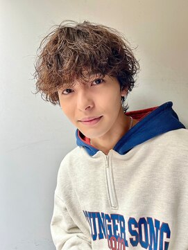 フュー 新小岩(few.) ハイライト/マッシュパーマ/ウルフ/アッシュブラック[新小岩駅]