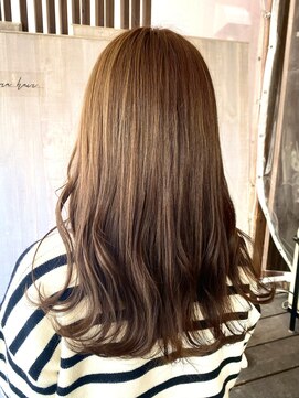 ココカラヘアー ニコ(cococara hair nico) くびれレイヤー/ロング/グレーベージュ/オリーブ/韓国ヘア/30代