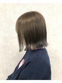 切りっぱなしボブ　インナーカラー　ラベンダーアッシュ