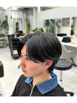 クレット(CLETO) 毛流れセンターパート