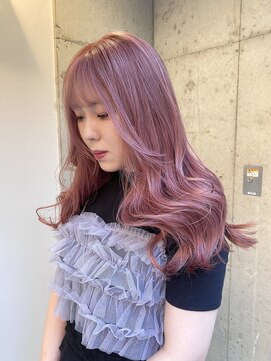 キャンバスアニュー 川崎(canvas anew.) ロング 淡ピンクベージュ ブリーチ2回~/ハイトーン/川崎