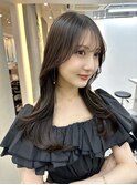 ぱっつん前髪レイヤーカットデザインカラーオリーブベージュ