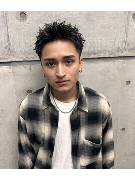 オーシャントーキョー ホワイト 原宿(OCEAN TOKYO WHITE) スパイキーショート短髪アップバングフェザーショート