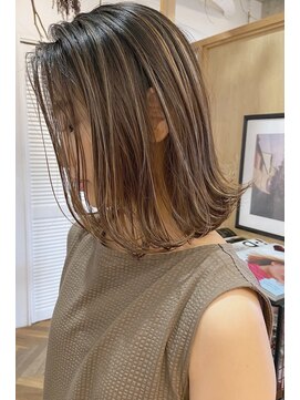 ホーミートウキョウ(HOMIE TOKYO) 切っぱなしボブ/マロンベージュ/ハイライト/ダブルカラー/前髪