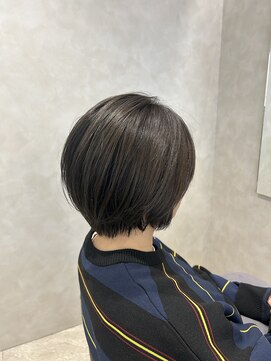 トキ(toki) ショートボブ×アッシュカラー