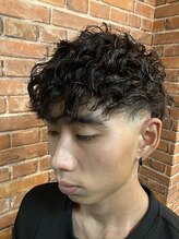 クリッパーズトウキョウ(CLIPPERS TOKYO)&nbsp;スキンフェード＋スパイラルパーマ