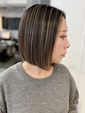 リアン 本厚木(LIAN) レイヤーカットハッシュカットミディアムレイヤー顔周りカット