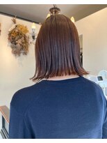 ローレン(LOREM)&nbsp;切りっぱなし外ハネボブミルクティーブロンド