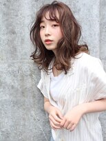 シトリ(ShitoRe)&nbsp;【大人可愛い】ふんわり抜け感ウェーブ×ハイライトミディ