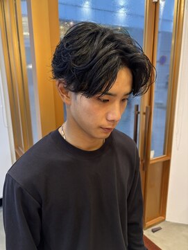 ラランジェ 広島本通り店(LARANJE) センターパート×ゆるめ波打ちニュアンスパーマ