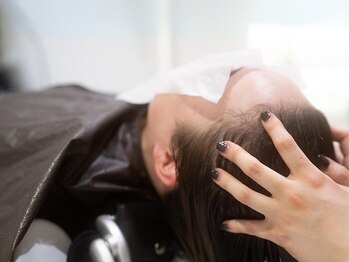 ブリオヘア(brio hair)の写真/頭皮のコリをほぐして疲れ解消！血行を良くし健康な髪を目指す贅沢なひと時♪