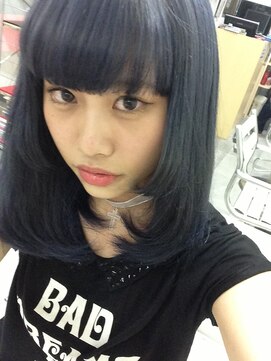 ストロベリーロックス 赤羽1番街店 ミディアム　スク水カラー、濃紺、ブルーブラック