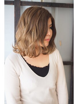 リタへアーズ(RITA Hairs) [RITA Hairs ]3Dカラーxハイトーンアッシュベージュ