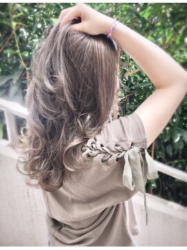 セレスト 下北沢店(CELESTE) チャコールグレー×シナモンベージュ