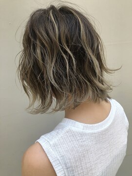 メリー(merry craftsman's factory) バレイヤージュボブアッシュベージュピンクアッシュブラウン