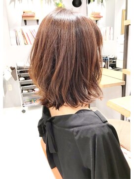 ミッシェル アフロート(michelle afloat) レイヤー革命髪質改善ふんわり動き簡単まとまるツヤカーブカット