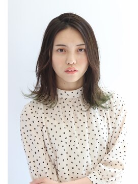 レジーナ トリドール(REGINA Tri'or) 【角川裕太】グラデーションとハイライトのアクセントカラー