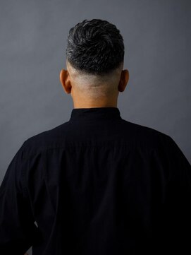 バーバーバー 八広(BARBER-BAR) 大人フェードスタイル 【バーバーバー　八広】