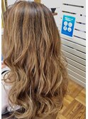 ニュアンスベージュ