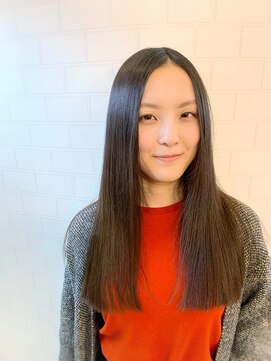 バーチ ウシワカマル(BIRCH ushiwakamaru) センターパートでうる艶ロング♪