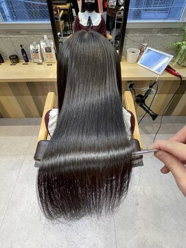 ラフトーキョウセカンド(RAF TOKYO 2nd) 【 RAF TOKYO 2nd SYOTA 】酸性ストレート後の髪質改善カラー