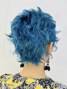 クク(QUQU) ブルーの癖生かしショート