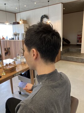 ツキ(TSUKI) 刈り上げ