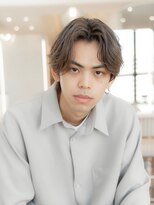 イオ 本厚木(io)&nbsp;センターパートウルフカット波巻きスパイラルパーマモテ髪