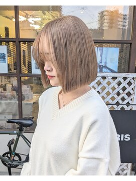 ヒカリス 東三国(HIKARIS) 笑顔溢れる/ハイトーンボブ/ベージュカラー