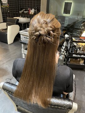 ロックステディ(ROCK STEADY) ハーフアップ