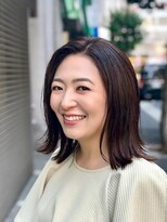 切りっぱなしボブ　外ハネ