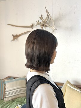 シーバイサイン(sea by Sign) オリーブグレージュ/イルミナ/ぱつっとボブ