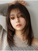 オリーブベージュ/ウェットヘア /レイヤーカット/戸塚