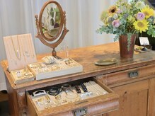 ステラブティック(Stella BOUTIQUE)の雰囲気（エントランスは広々として植物がたくさんあります。）