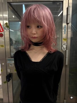 ノラ シンディ(NORA CYNDY) ペールピンク ハイトーン ケアブリーチ ハッシュカット レイヤー