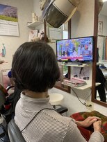 サロン ド シルク パーマをかけおセットなシニアの落ち着いのあるヘアスタイル