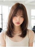 顔周りカットダークブラウンレイヤーセミロング