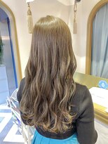 ロンドアベニール 北千住(Lond avenir) ゆるふわオリーブベージュ　西田　フェミニン