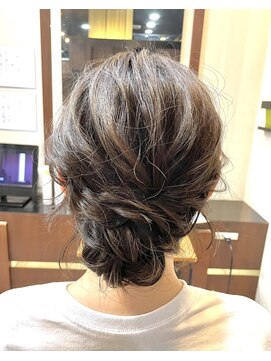 モードケイズ 阿倍野店(MODE K’s) シニヨンスタイル