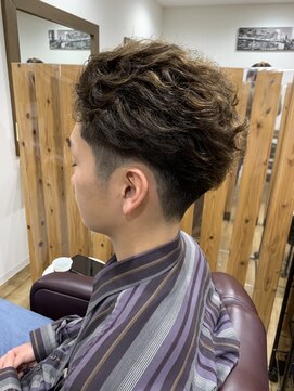 エイトクラージュ(eight courage) オールバックパーマ