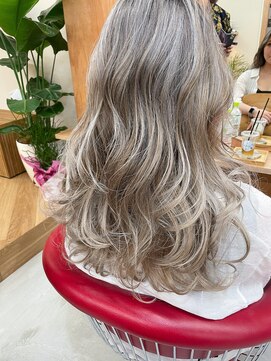 コハク(COHAKU) 立体感が抜群グラデーションカラー