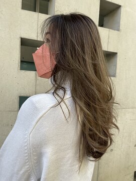 リバレッジ 広尾(Leverage) 【広尾、恵比寿】担当：東田　大人ハイライトレイヤーヘア