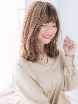 ドクターズサロン LAB 小山店 愛されフェミニンカールのゆるふわミディf小山20代30代40代